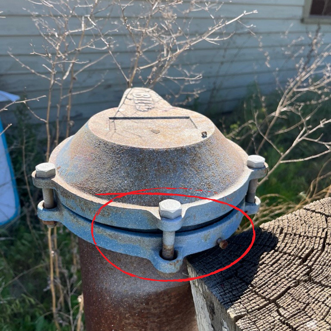 Loose bolts on well cap picture